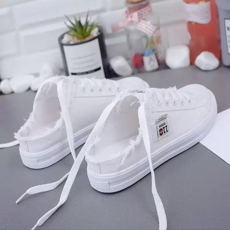 👟 ¡50 % DE DESCUENTO! 👖 Zapatillas tipo mule de denim para mujer: fáciles de poner, con suela cómoda y perfectas para un look veraniego desenfadado ☀️